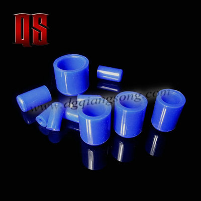 何青松五金工模 1688.com上的專業(yè)制造商